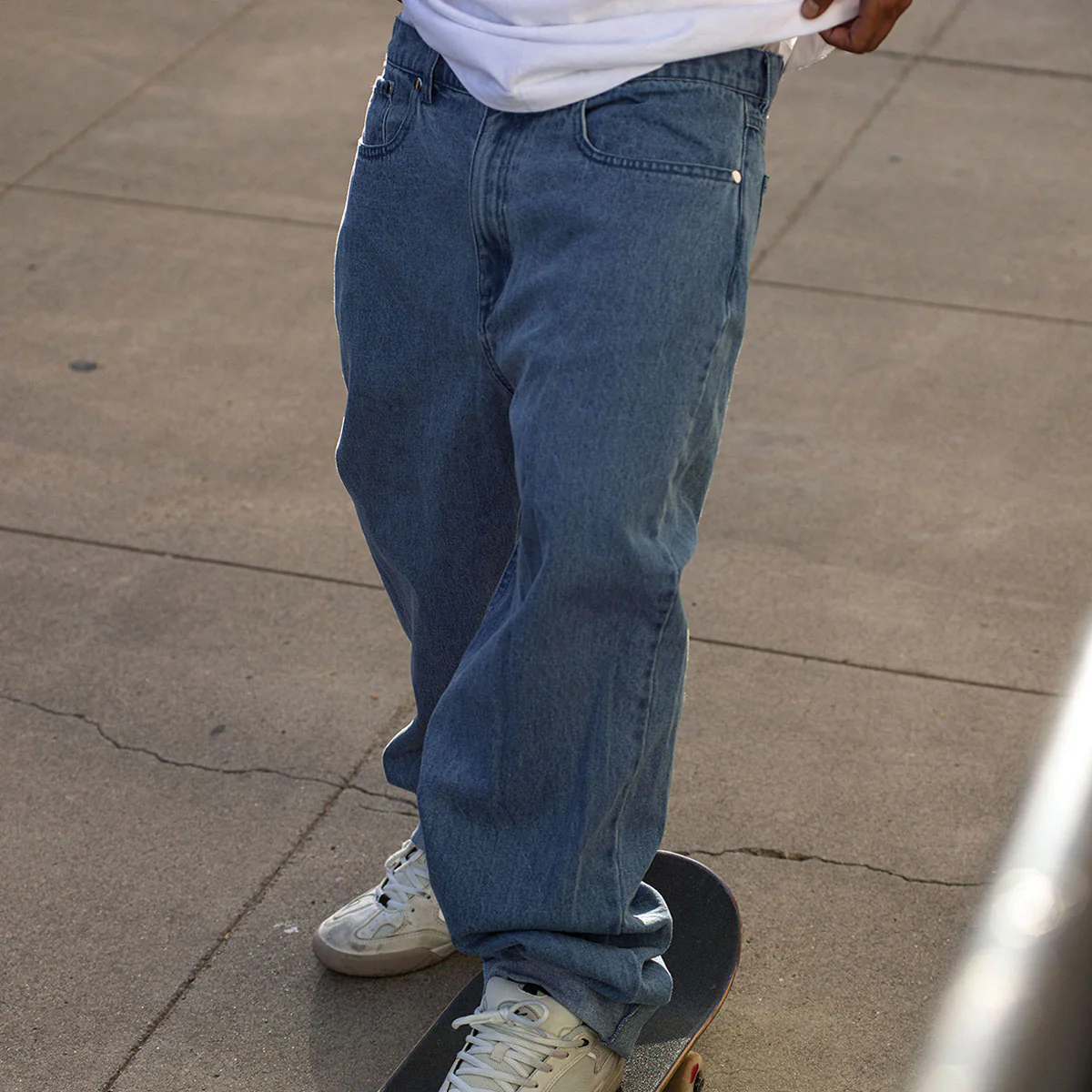 eS Baggy Denim Jeans - Light Blue - Image 3