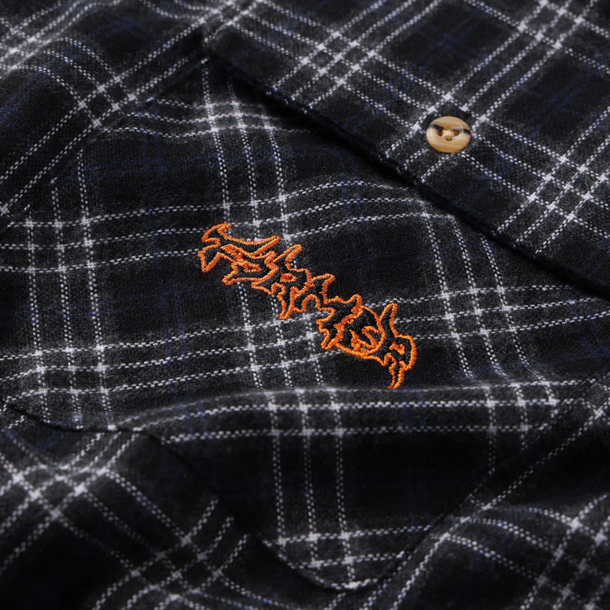 Former Vivian Flannel Long Sleeve Shirt - Black - Image 4