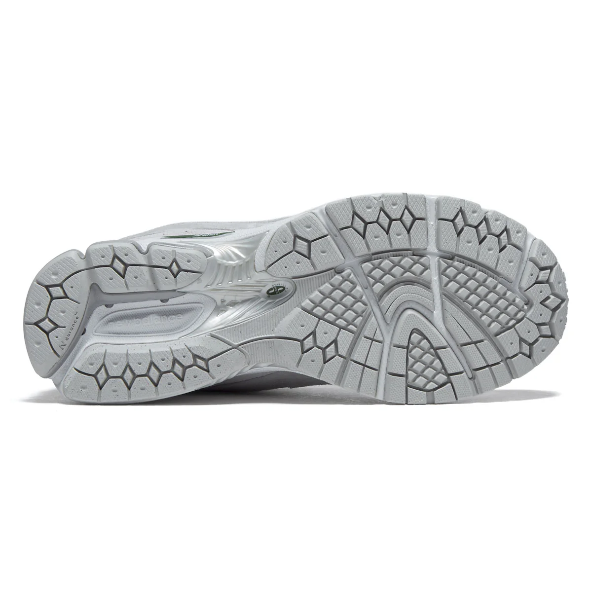 New Balance 2002R Shoes - Linen/Raincloud - Image 4
