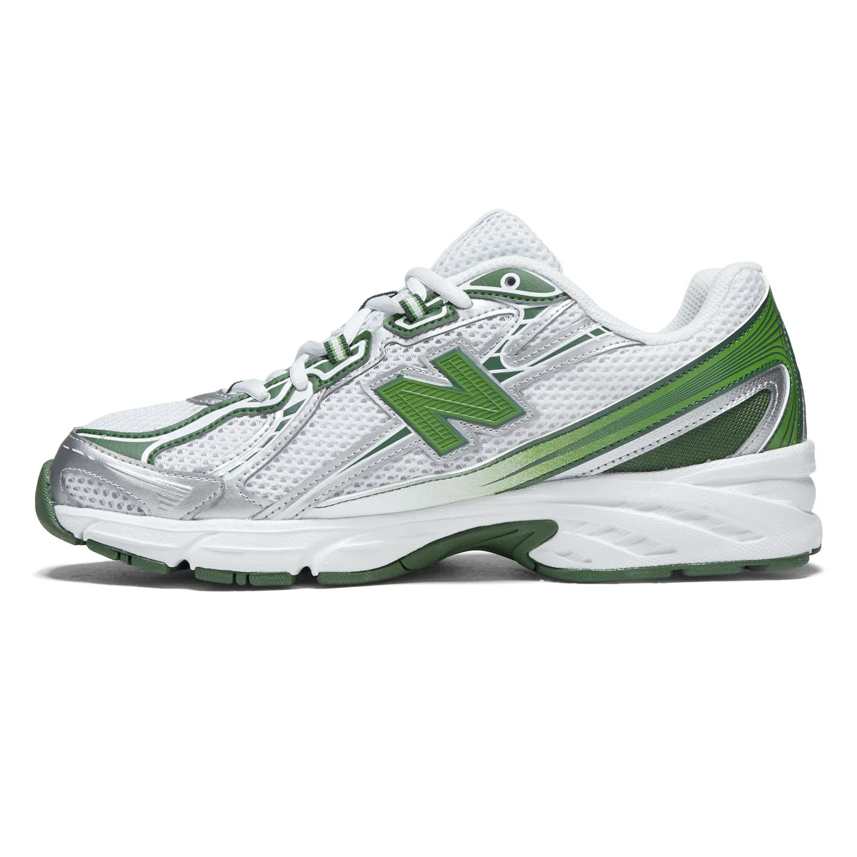 New Balance 740 Shoes - White/Alpine Green - Image 2
