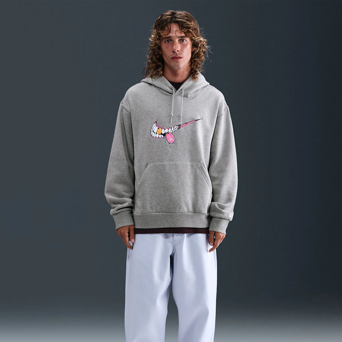 Nike SB SSNL GFX 1 Hoodie - Dark Grey Heather/White - Image 4