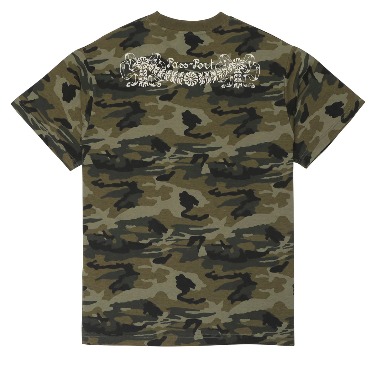 Passport Kollaasi T-Shirt - Woodland Camo - Image 2
