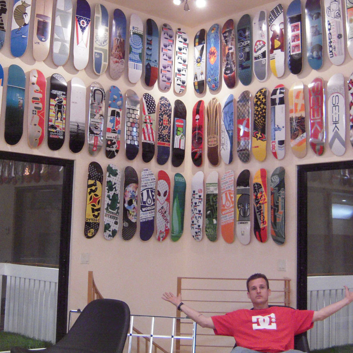 Sk8ology Single Skateboard Deck Display - Image 3