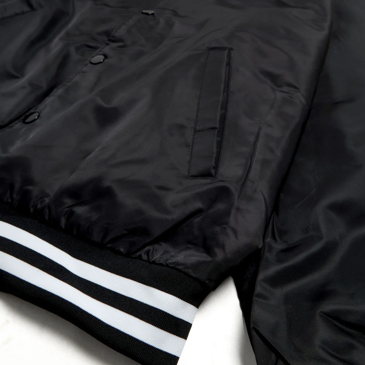 Thrasher Mag Logo Dugout Jacket - Black/White - Image 4