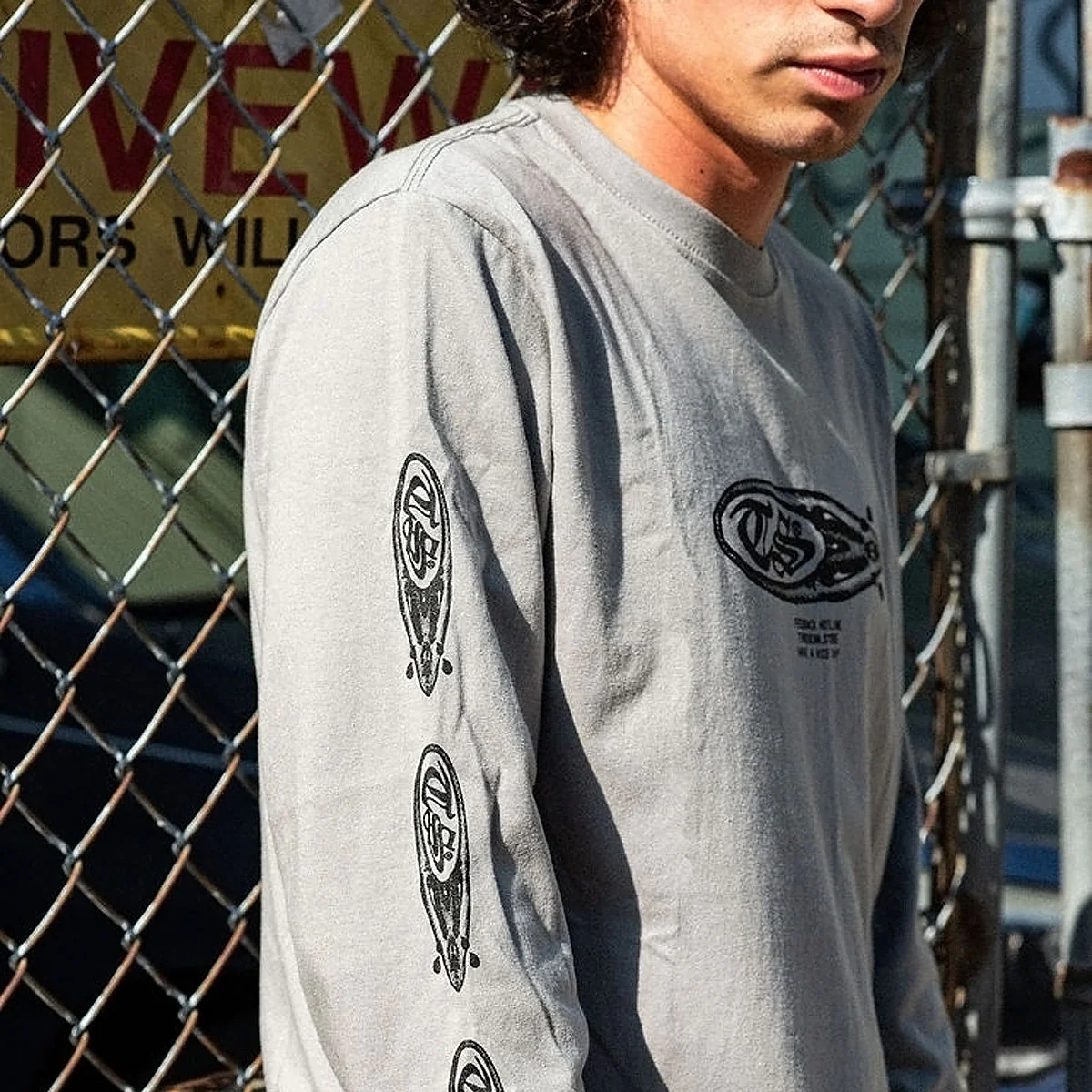 Timescan Crybabies Long Sleeve T-Shirt - Silver Grey - Image 4