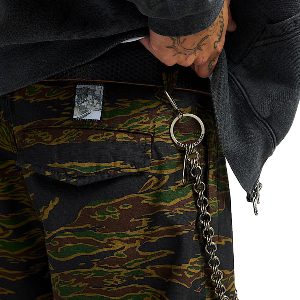 Vans Skate x Atiba Loose Haze Cargo Pants - Black Camo - Image 3