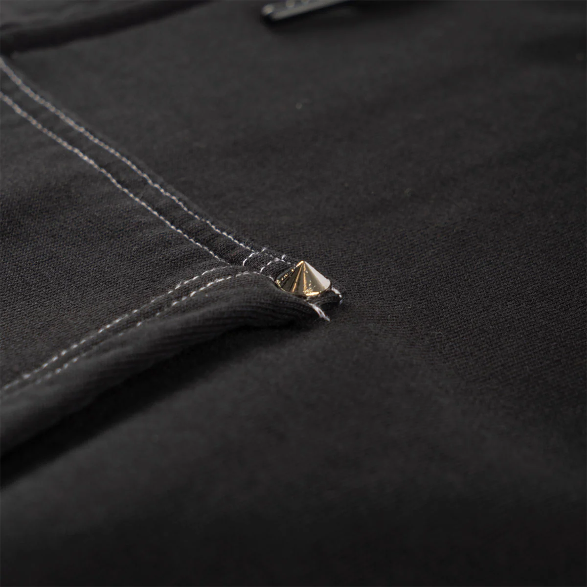 Welcome Vamp Cropped Studded Zip Hoodie - Black - Image 3